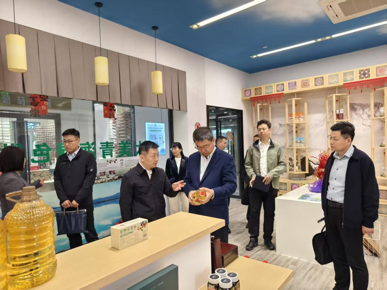 戴敏捷一行到访球盟会(中国) 共商“苏青协作”深化合作